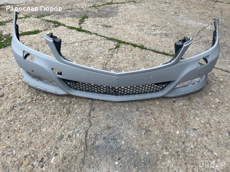 Оригинална предна броня Mercedes W204 Facelift, снимка 1