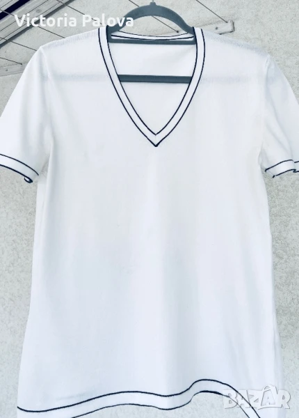 Блуза-тениска / топ с V деколте, снимка 1
