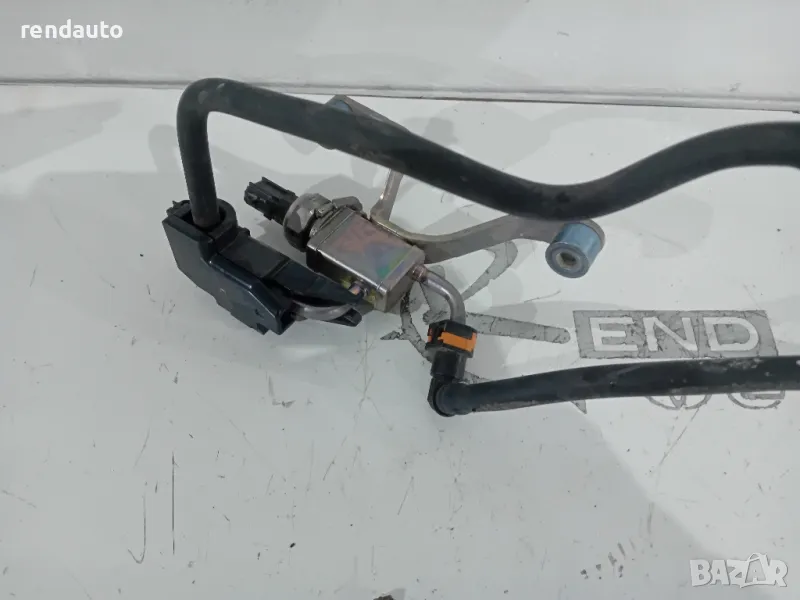 89458-33041 Датчик за налягането на горивото Toyota Yaris P21 1.5 m15a 2020-2024, снимка 1