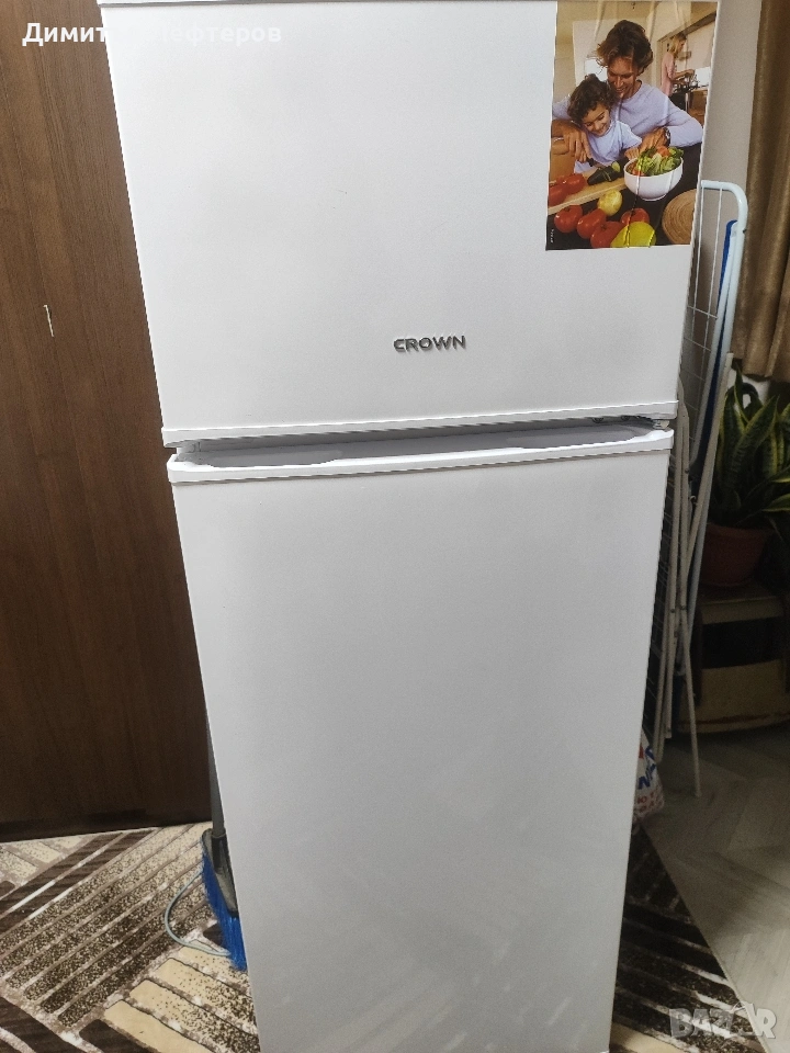 Продавам комбиниран хладилник с фризер Crown GN 263E., снимка 1