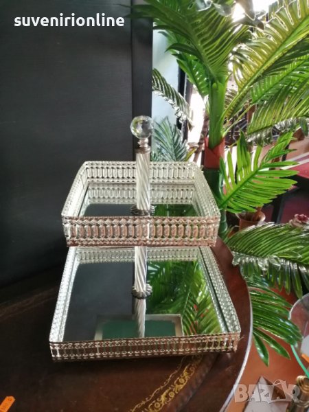 Луксозна метална стойка за сладкиши на 2 нива, снимка 1