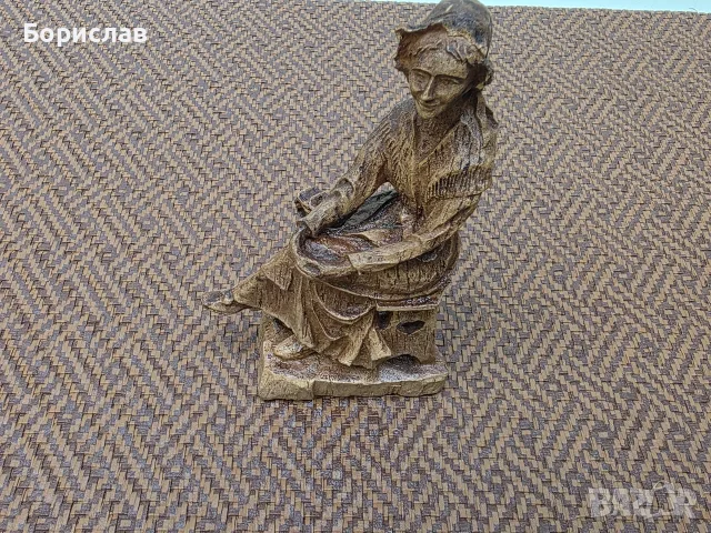 Дървена статуетка, снимка 2 - Статуетки - 55930859