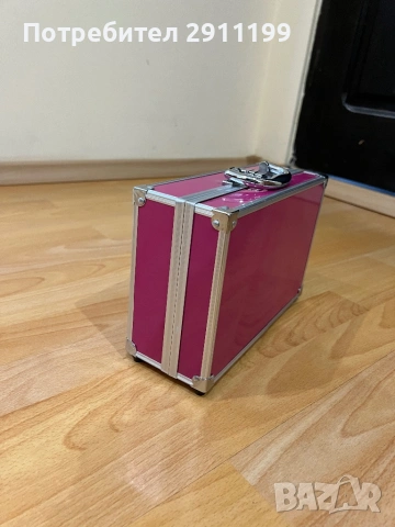 Малък куфар, снимка 5 - Куфари с инструменти - 53896078