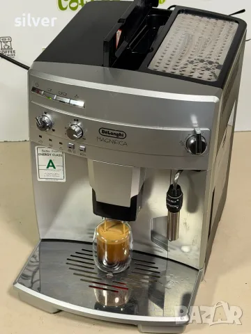Кафемашина кафе автомат delonghi magnifica с гаранция, снимка 4 - Кафемашини - 55967265