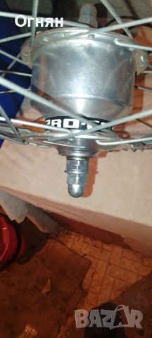 Нова 26 цола капла с вградено динамо и фар комплект за велосипед, снимка 4 - Велосипеди - 52469881