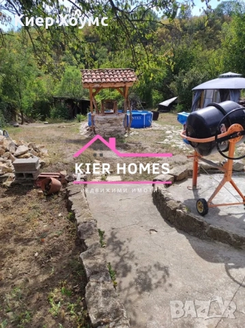 Къща в село Златна ливада,община Чирпан, снимка 12 - Къщи - 52652797