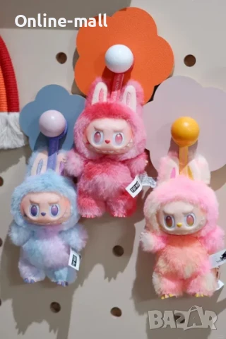 Музикално и светещо Лабубу Big into Energy Labubu, снимка 3 - Музикални играчки - 51236434