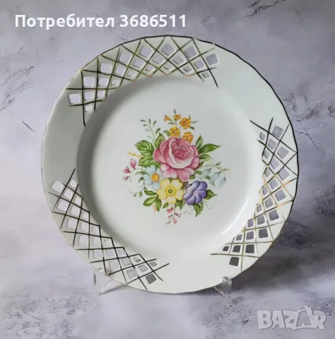 Порцеланова чиния