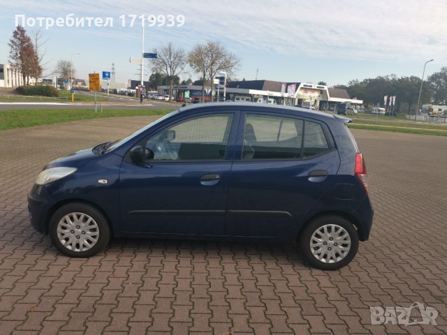 Hyundai i10 1.1 i Active Automatic, снимка 2 - Автомобили и джипове - 38610539