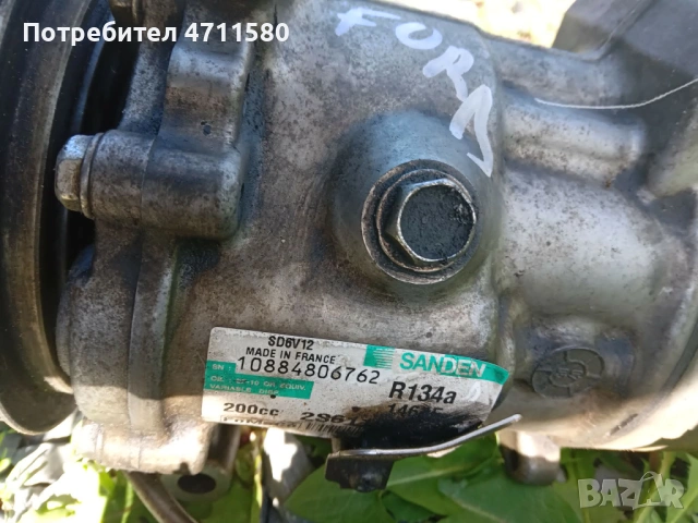 Компресор климатик за Форт Фиеста 1.4 tdci 63к.с 2007г брой 40-евро, снимка 2 - Части - 54098785