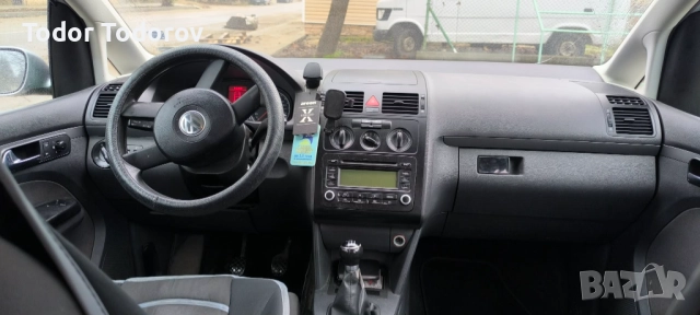 VW Touran 1.9TDI 90 hp 6 скорости, снимка 6 - Автомобили и джипове - 52730443