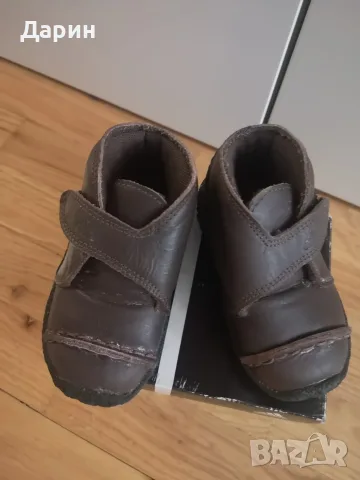 Бебешки кожени обувки ADIDAS, 19 номер, снимка 3 - Бебешки обувки - 56346526