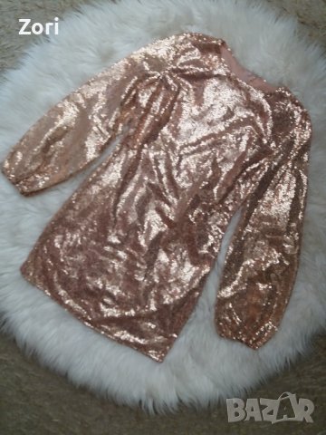 СТРАХОТНА рокля в пайети в цвят розово злато