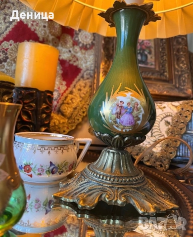 Една красваица за нощното ви шкафче или за интимното ви кътче 💚 Месингова основа, снимка 6 - Настолни лампи - 52487638