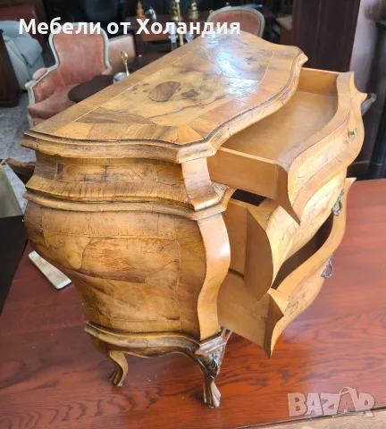 Италианско антикварно скринче "бомбе" , снимка 12 - Антикварни и старинни предмети - 55734626