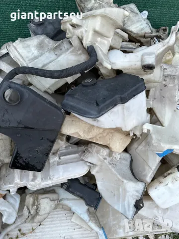 Казанчета течност чистачки за Мерцедес БМВ АУДИ Mercedes BMW AUDI, снимка 3 - Части - 48709815