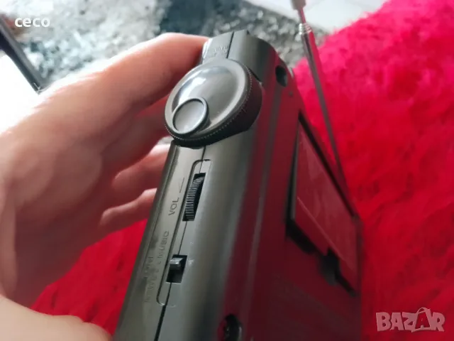 Sony -Световно радио, снимка 6 - Радиокасетофони, транзистори - 47450086