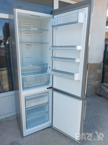Хладилник с фризер Bosch A+++