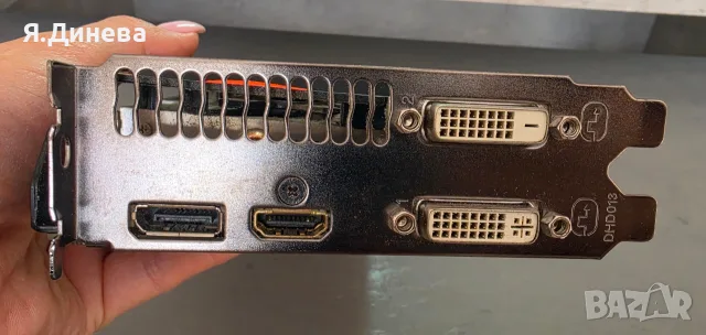 Видеокарта Gigabyte GV-R927XOC 2GB, снимка 6 - Видеокарти - 56437434