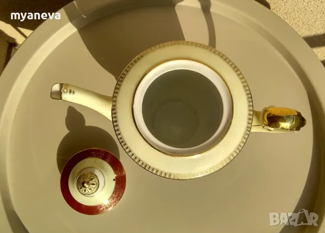 Порцеланов чайник с печат за произход. , снимка 3 - Сервизи - 49509159