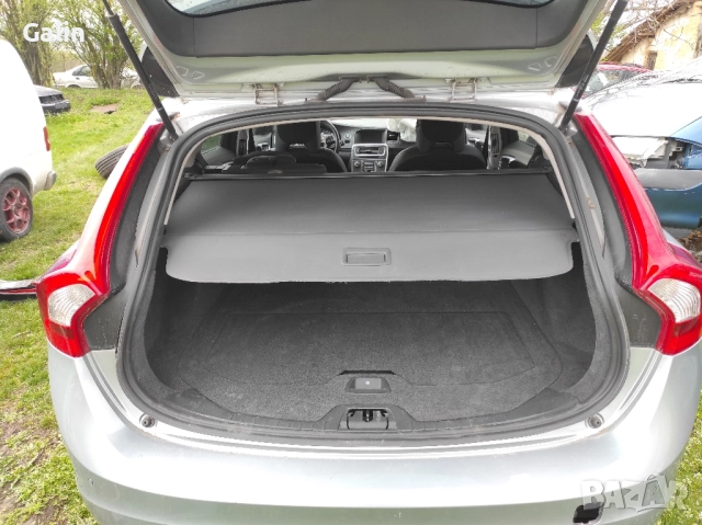 Volvo V60 на части , снимка 11 - Автомобили и джипове - 52381481