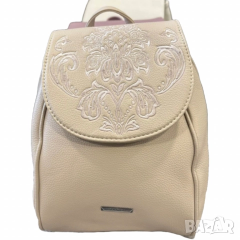 Дамска раница от еко материал с бродиран капак, снимка 8 - Раници - 52138007