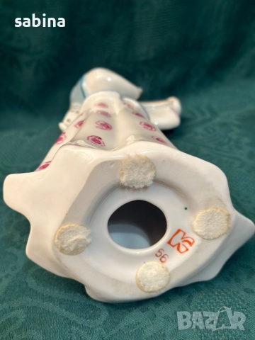 Рядка Статуетка „Танцьорка с дайре“/ „Азербайджански танц“, КЕКХЗ, снимка 6 - Статуетки - 52999023