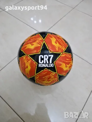Топка Роналдо черно-бяла Легендарна 2027 Cristiano Ronaldo, снимка 3 - Футбол - 56233708