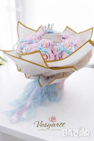 Букет с парфюм и изкуствени рози