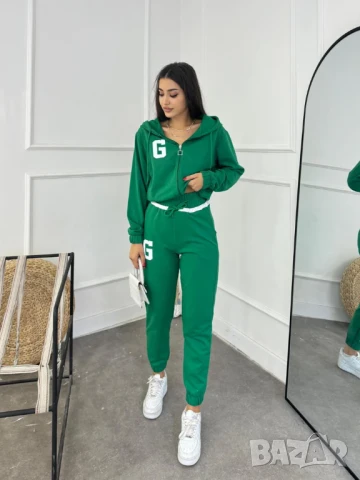 Дамски комплект от две части  