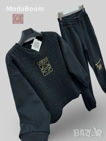 Loewe дамски комплекти Различни цветове , снимка 6 - Комплекти - 48452362