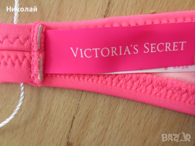 Victoria Secret  Capri Ruffle Halter Bikini Top 32C бански, снимка 7 - Бански костюми - 36803720