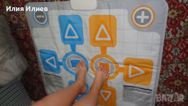 Nintendo Wii RVL-001 EUR + 2 игри Family Trainer + Dance Mat килим, снимка 11 - Nintendo конзоли - 51143615