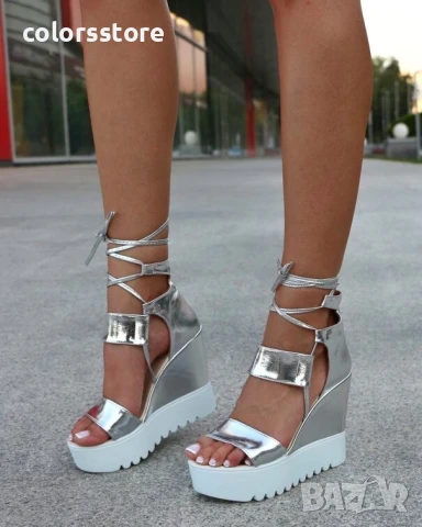 Сандали на платформа - сребриста кожа - 312

