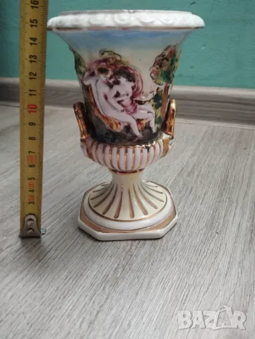 Порцеланова купа,бонбониера, снимка 3 - Антикварни и старинни предмети - 48471153