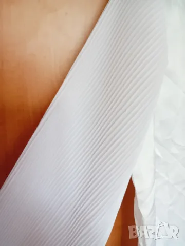 Бяла сатенена риза жабо, снимка 5 - Ризи - 50427492