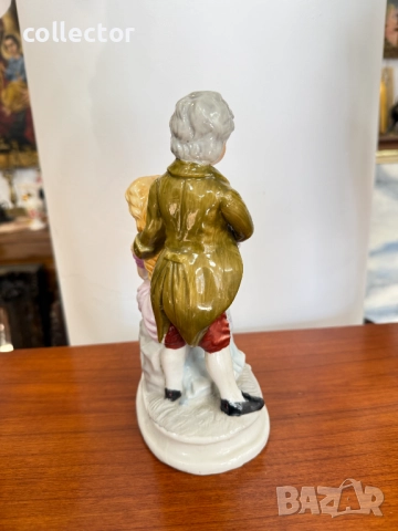 Рисувана порцеланова фигура / статуетка. №7755, снимка 5 - Антикварни и старинни предмети - 52821786