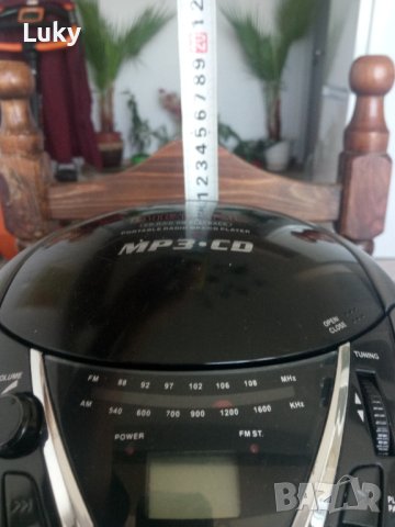 Продавам малка,компактна,настолна,уредба-Радио+CD.Работеща.Австрия., снимка 7 - Аудиосистеми - 42873354
