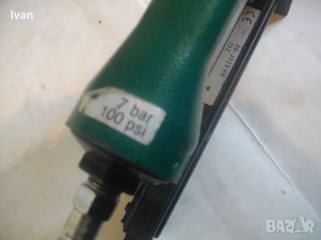 PREBENA НЕМСКИ ОРИГИНАЛЕН ПРОФЕСИОНАЛЕН ПНЕВМАТИЧЕН ТАКЕР ЗА ПИРОНИ ТИП J 32мм ОТЛИЧЕН ПОЧТИ НОВ, снимка 14 - Други инструменти - 49427555