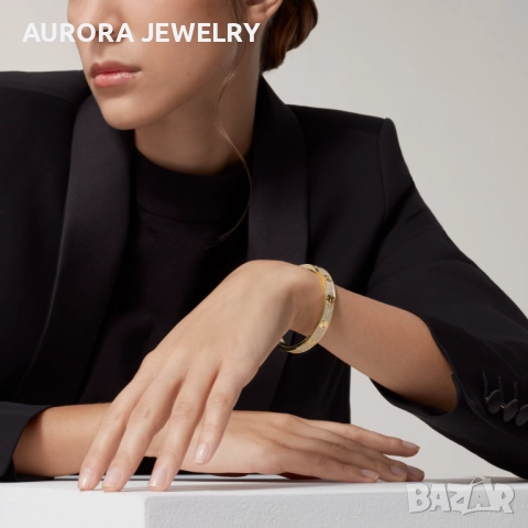 CARTIER Love Paved Gold Classic Diamonds Гривна с Отверка, снимка 9 - Гривни - 52821284