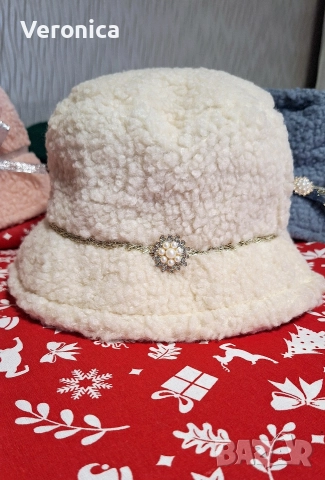 Шапки и шал-яки яки ръчно изработени, снимка 3 - Шапки - 52635618