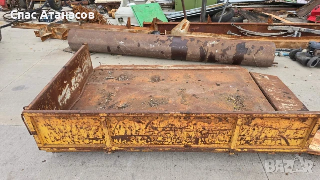 Самосвален кош