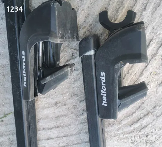 Багажник за кола Напречни греди HALFORDS за монтаж на надлъжни греди, снимка 2 - Аксесоари и консумативи - 49535864