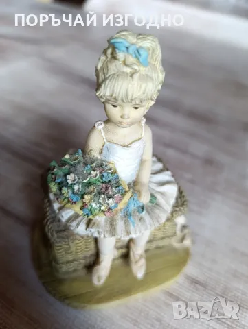 Колекционерска фигура, снимка 3 - Статуетки - 49968753