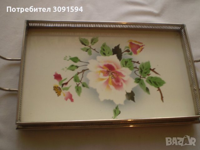 Винтидж стара   поднос  от порцелан метал 