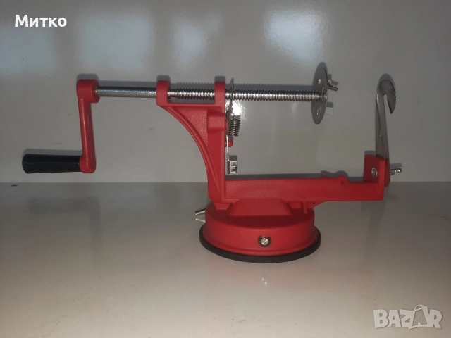 Нов уред за рязане на картофи в спирала от неръждаема стомана