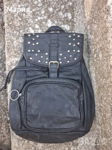 Кожена раница капси, снимка 1