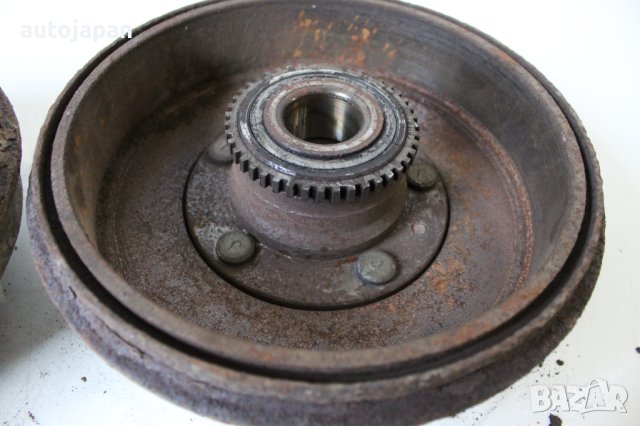 Задни барабани с лагер главина Мазда премаси цп 1.8 99г Mazda premacy cp 1.8 1999, снимка 3 - Части - 44493433