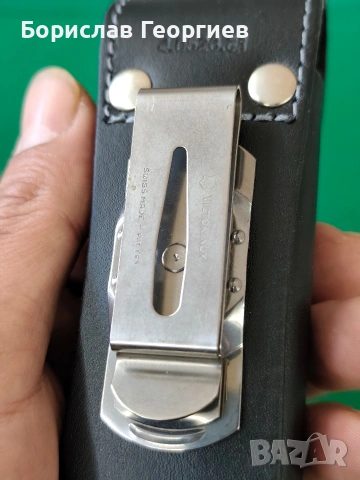 Кожен калъф victorinox с метален клипс 4.0523.31, снимка 5 - Ножове - 54120400