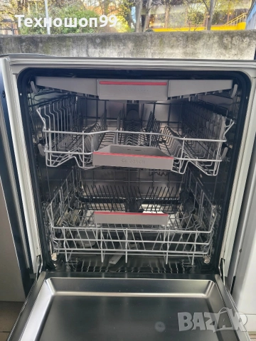 Съдомиялна машина Bosch 60cm за частично вграждане, снимка 2 - Съдомиялни - 52752230